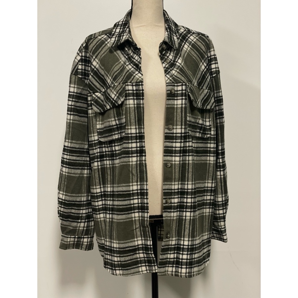 Ardene Plaid Fleece Shacket Green & White Size L